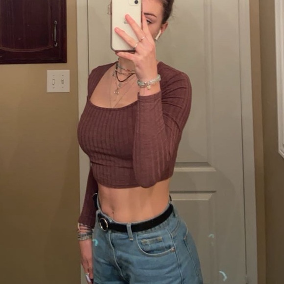 Mauve Ribbed Square Neck Long Sleeved Tee - Picture 4 of 4